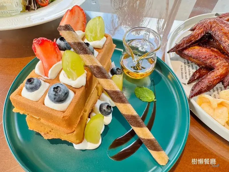 ★張美阿嬤農場2.0★結合親子農場與網美餐廳【樹懶餐廳】，用