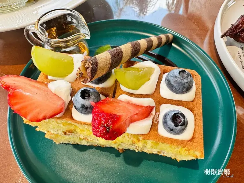 ★張美阿嬤農場2.0★結合親子農場與網美餐廳【樹懶餐廳】，用