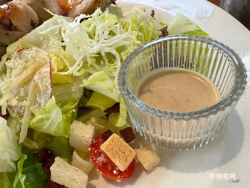 ★張美阿嬤農場2.0★結合親子農場與網美餐廳【樹懶餐廳】，用