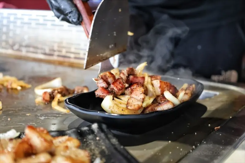 老鐵醬平價鐵板燒⟩台中大里平價鐵板燒，高麗菜、白飯、熱湯、冰沙、咖啡、飲料通通都給你吃到飽，寵物友善鐵板燒 @果果愛Fruitlove