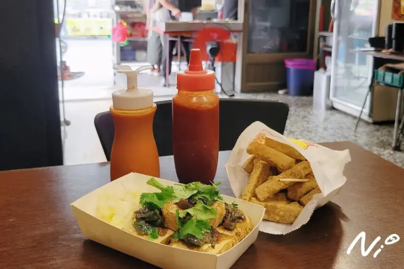 202503 台南新營 鬼腐神工臭豆腐專賣