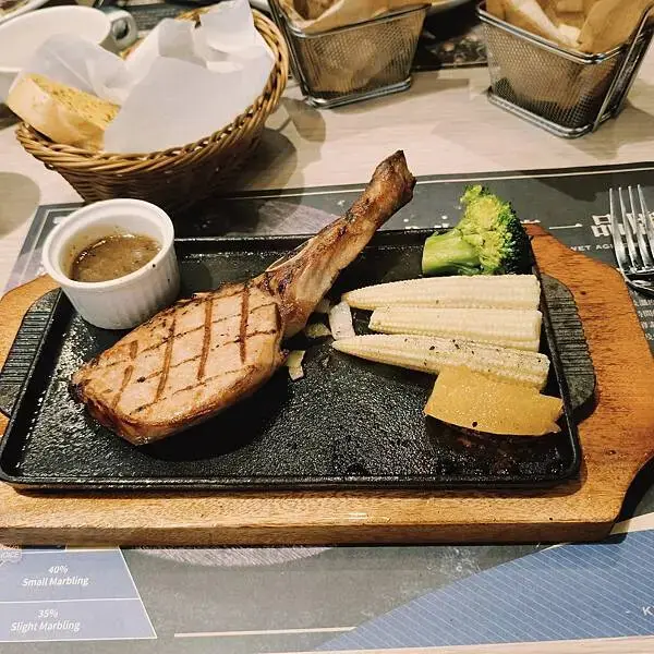 台中大魯閣時代廣場瀧厚~