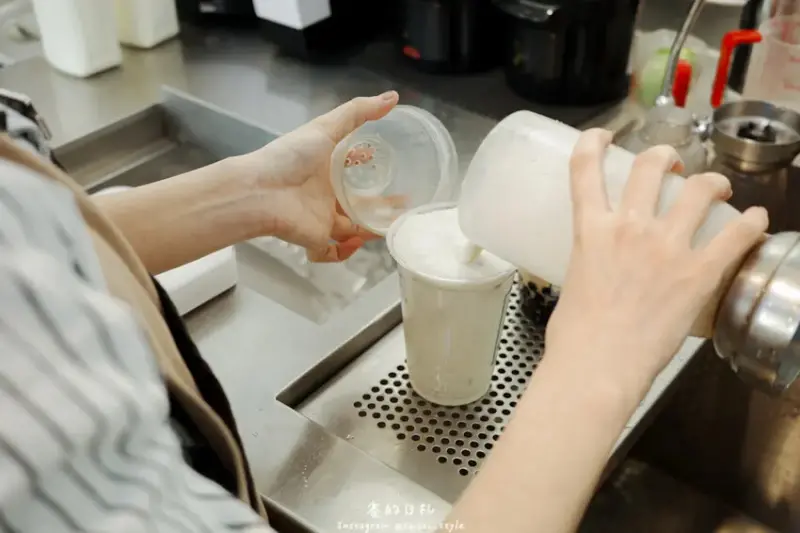 吃茶三千 概念店｜台中美食｜透過語音導覽，讓聽眾感受吃茶三千