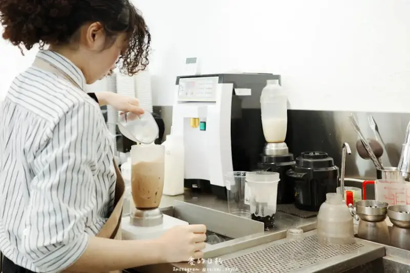 吃茶三千 概念店｜台中美食｜透過語音導覽，讓聽眾感受吃茶三千