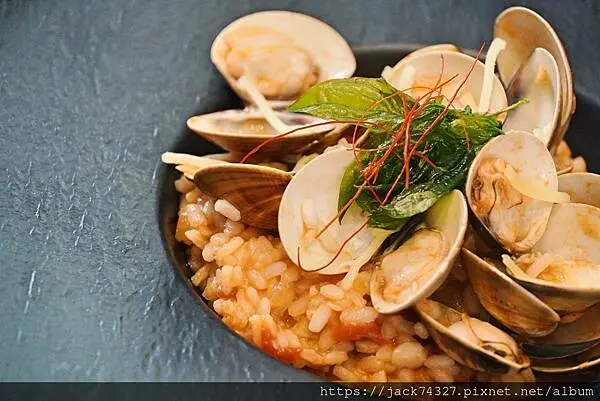 {台中美食}梨子-東海森林店，東海大學內超唯美親子友善森林系