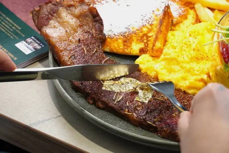 ｜At.First_More早寓