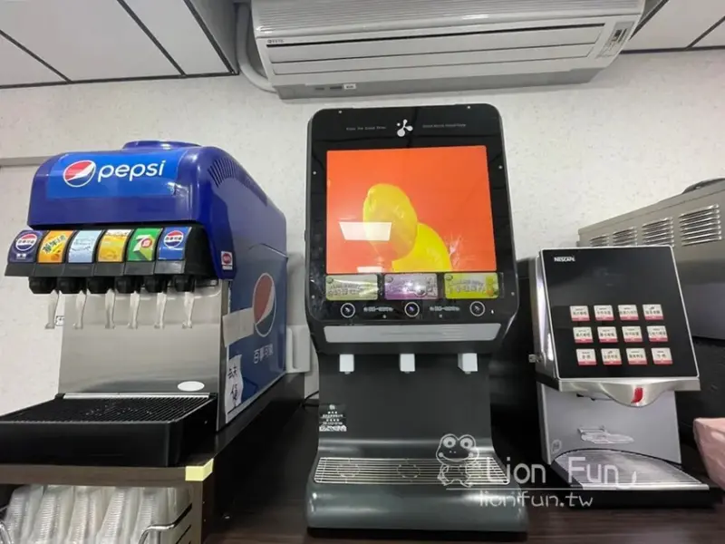 嘉義火鍋推薦 ｜逸小鍋鍋の物-嘉義仁愛店。百元鍋物｜親子共鍋