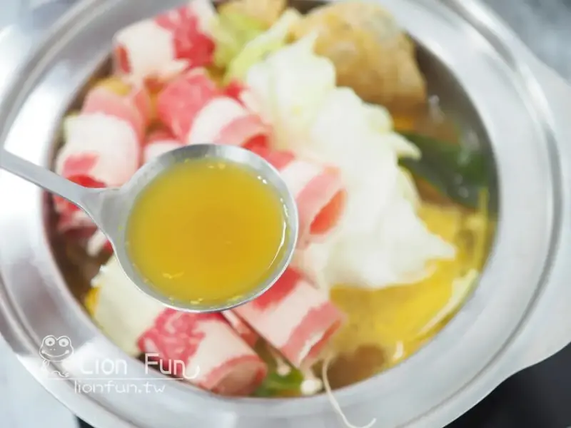 嘉義火鍋推薦 ｜逸小鍋鍋の物-嘉義仁愛店。百元鍋物｜親子共鍋