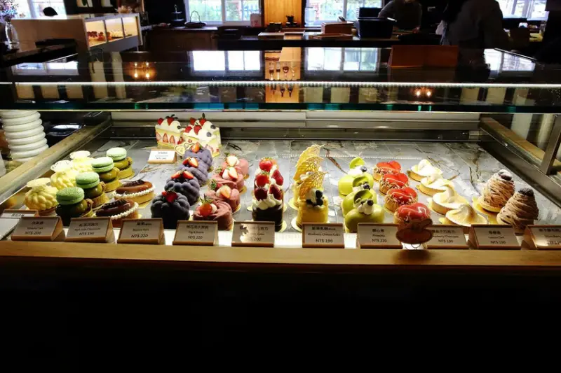 霍爾的移動城堡在埔里，藍色城堡X茱諾法式甜點，埔里超人氣甜點