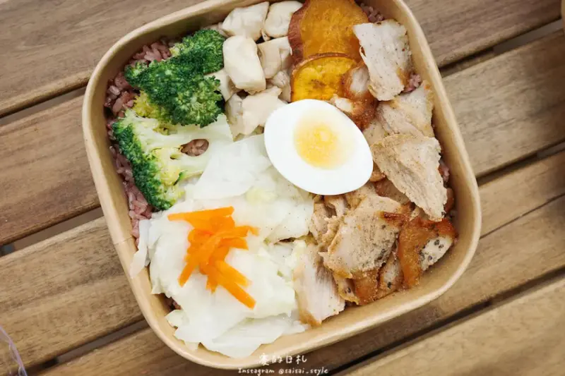 米秘餐盒 台中中科店｜台中西屯美食｜國產秈米與秘方烹調，新鮮