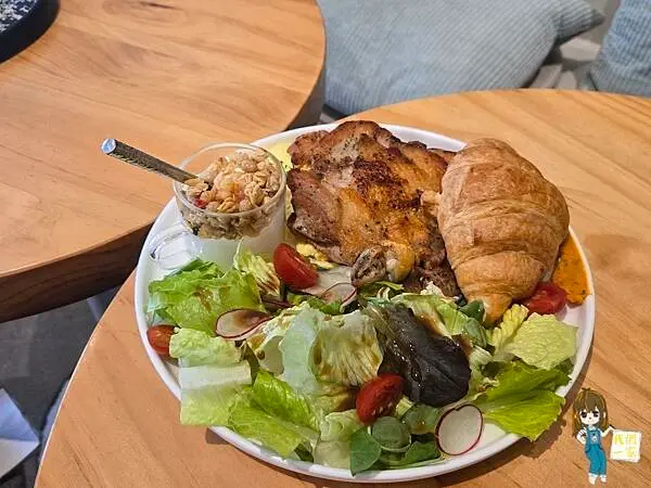 桃園平鎮 穿越乾燥花海，漫步浪漫韓系咖啡館 — 禾曼咖啡 H