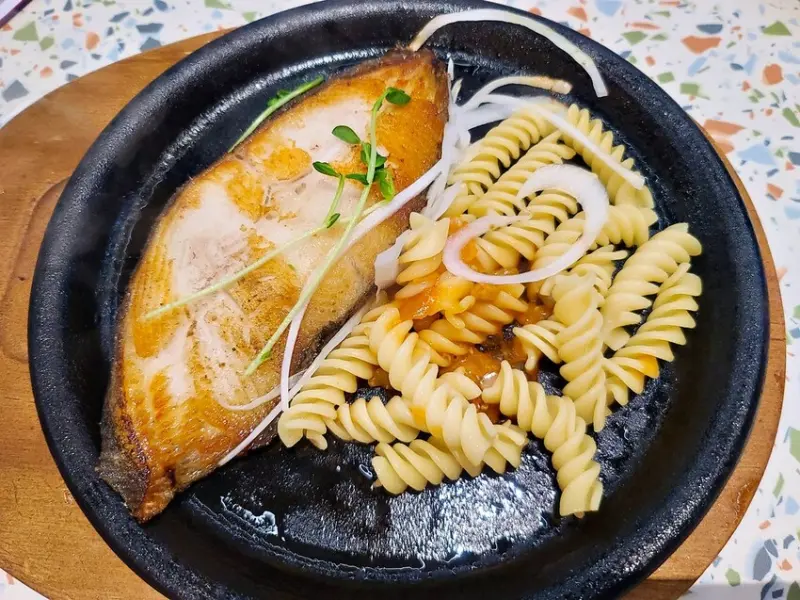 我家牛排板橋遠科店 ll ！只要 $370 就可以享用上百種