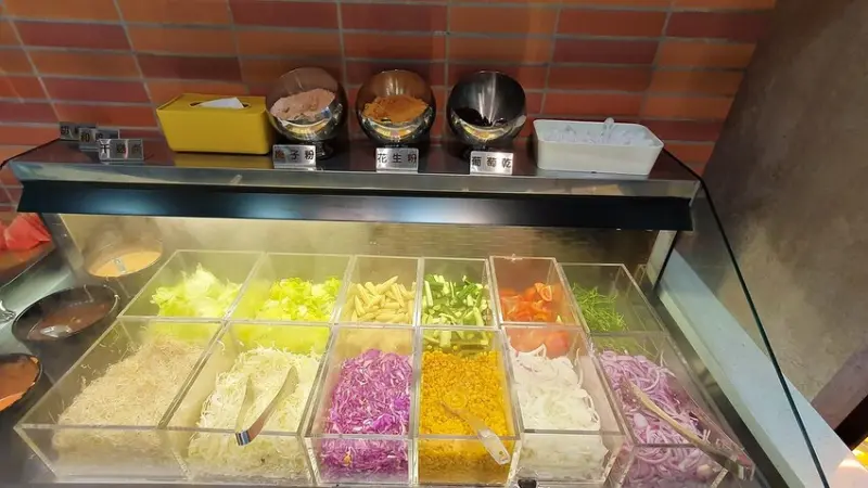 我家牛排板橋遠科店 ll ！只要 $370 就可以享用上百種