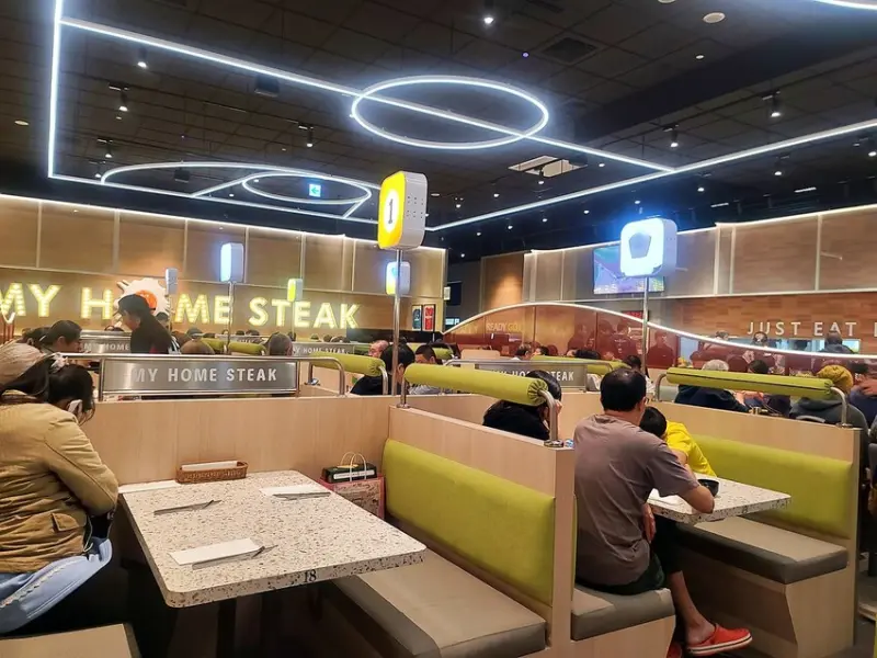 我家牛排板橋遠科店 ll ！只要 $370 就可以享用上百種