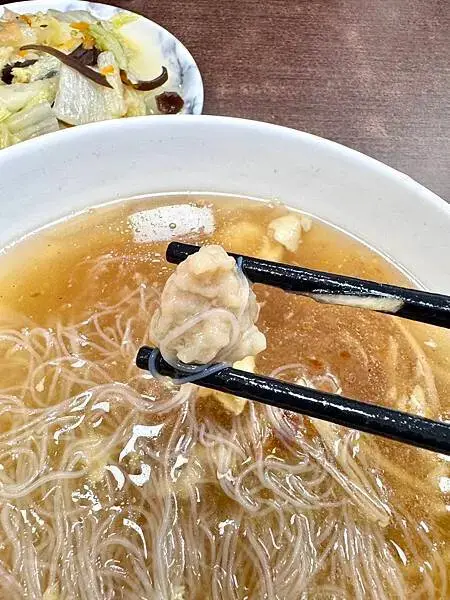 台中北區美食 巷弄老味道 鄉味赤肉羹 獨特的魷魚羹 傳統家鄉
