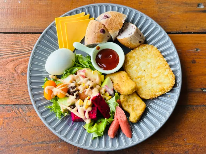 【築夢森居】嘉義親子旅行必訪！野奢豪華露營車開箱，超多元體驗