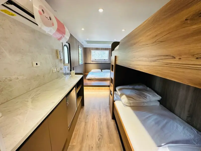 【築夢森居】嘉義親子旅行必訪！野奢豪華露營車開箱，超多元體驗