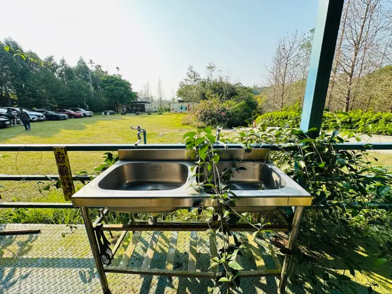 【築夢森居】嘉義親子旅行必訪！野奢豪華露營車開箱，超多元體驗