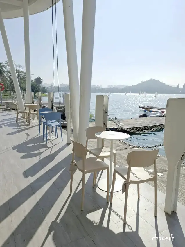 高雄-Shoreline Coffee & Roaster 