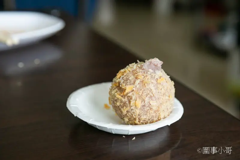 宜蘭蘇澳美食早餐-蛋餅還可以客製化？快來發揮你的想像力吧！只要蛋餅皮放得下什麼都隨便你包喔！蘇澳南山早餐馬賽分店 @圍事小哥的幸福相框