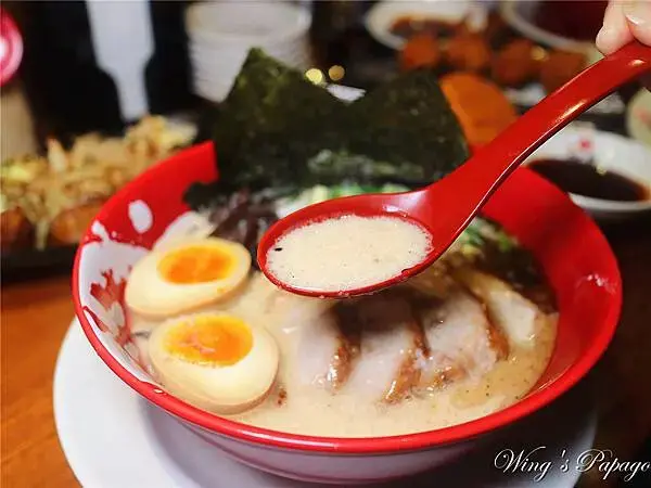 中山區拉麵，誠屋拉麵，牛骨拉麵，雞骨醬油拉麵，雙連站民生西路