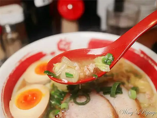 中山區拉麵，誠屋拉麵，牛骨拉麵，雞骨醬油拉麵，雙連站民生西路