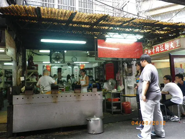 排骨拉麵-我的新寵˙滷牛筋-我的舊愛                
      