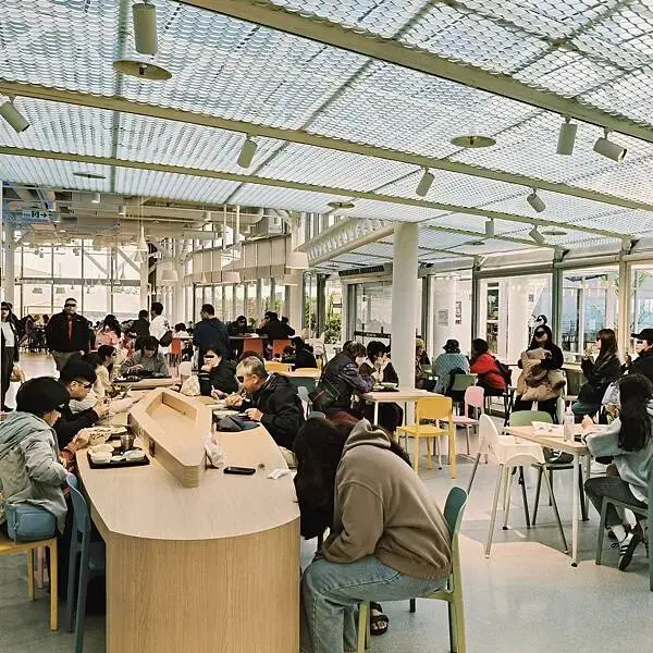 台中清水服務區星巴克~清水站3樓門巿