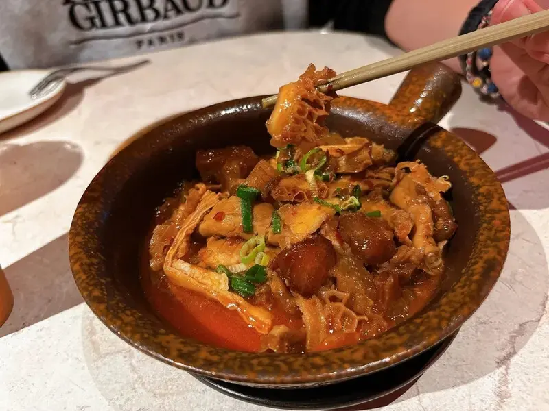 [美食] 撈王鍋物料理 ♥ 鍋界霸主撈王插旗松江南京站囉 ♥