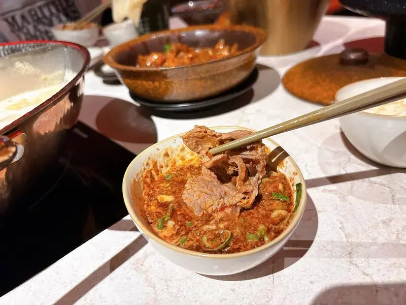 [美食] 撈王鍋物料理 ♥ 鍋界霸主撈王插旗松江南京站囉 ♥