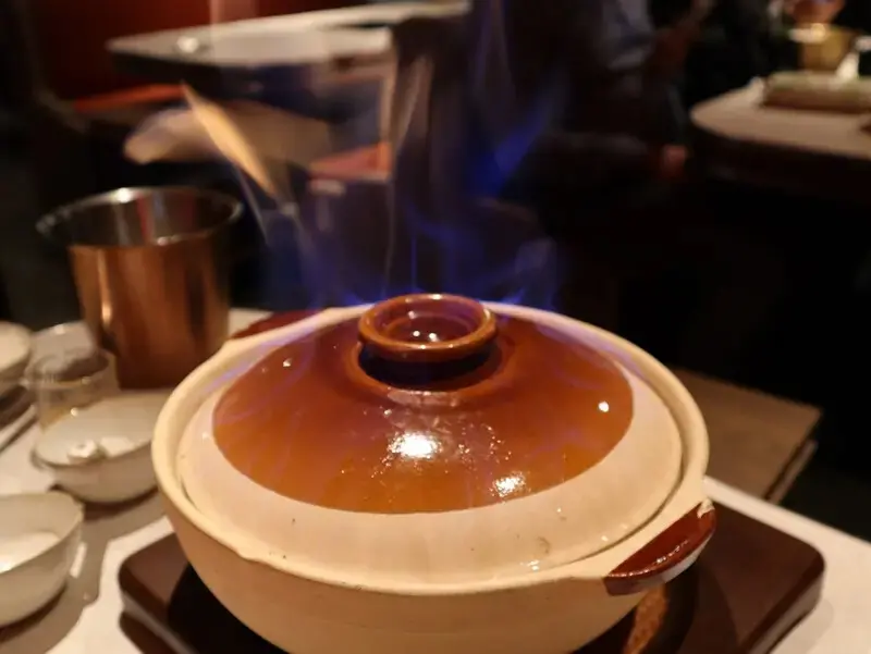 [美食] 撈王鍋物料理 ♥ 鍋界霸主撈王插旗松江南京站囉 ♥