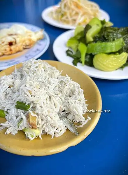 *基隆中正區【小薇小吃】在地人的早午餐，簡單、實惠。