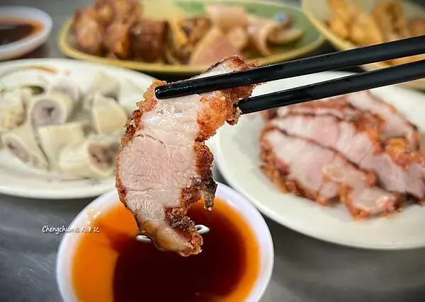 基隆【姨媽的鹹粥】在地人推薦必吃傳統早午餐，紅燒肉超驚艷 !