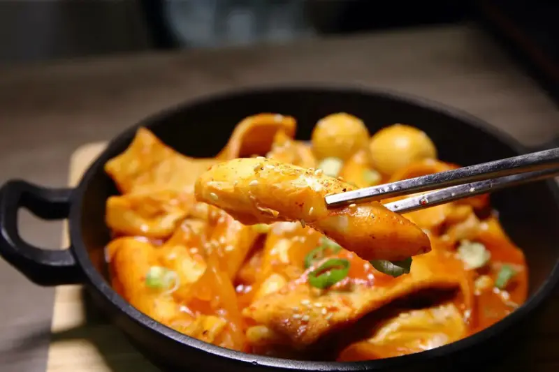 韓大媽韓式料理。中和新開幕道地韓式料理，平價高CP值餐廳，多