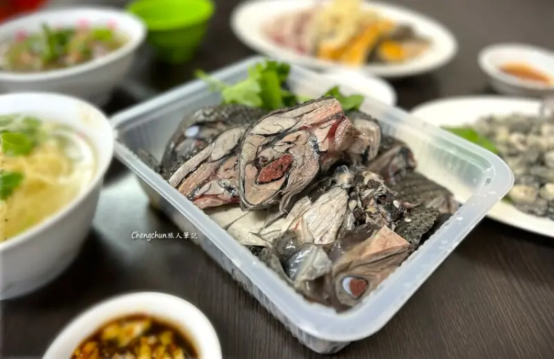 汐止老店【巷仔內烏骨雞海鮮攤】經典台灣味 !