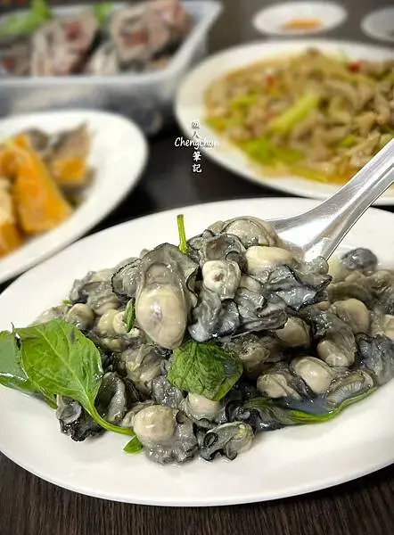 汐止老店【巷仔內烏骨雞海鮮攤】經典台灣味 !