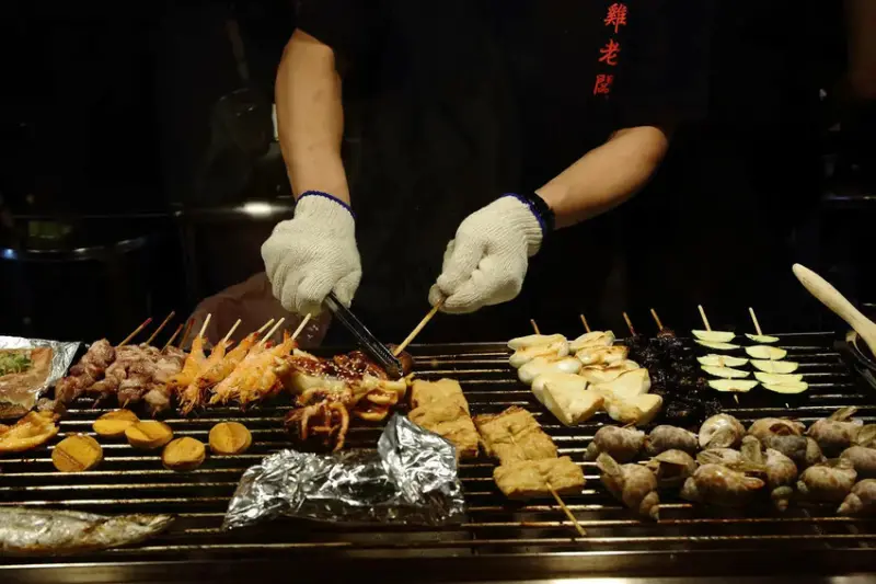 雞老闆景美店插旗景美夜市！當月壽星免費送桶仔雞！快揪團一起爽