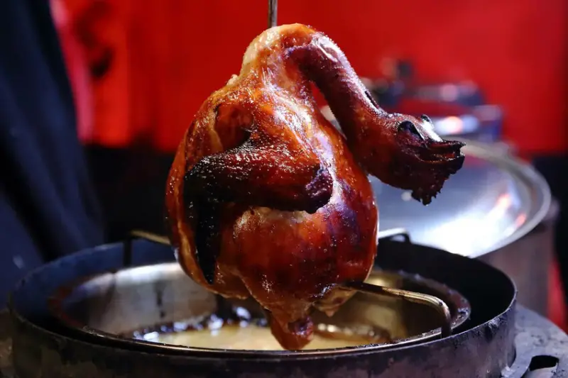 雞老闆景美店插旗景美夜市！當月壽星免費送桶仔雞！快揪團一起爽