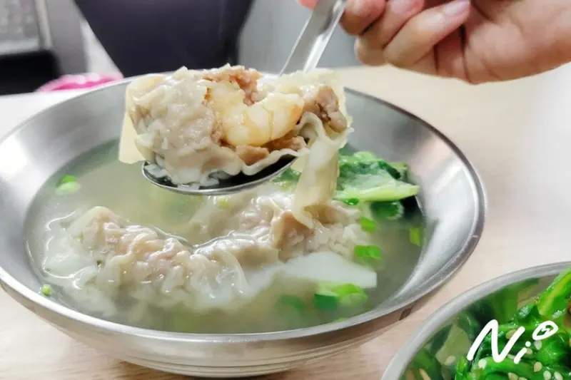 202503 屏東縣屏東市 美美的鮮蝦大餛飩