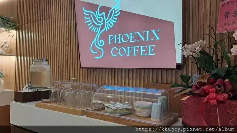 菲尼咖啡｜新竹北區質感咖啡廳，提供咖啡、甜點、輕食、鹹食｜小