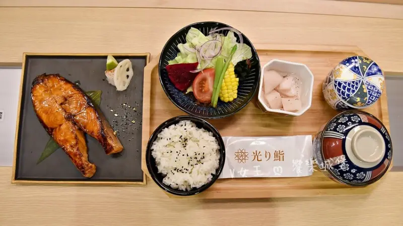 光り鮨割烹日本料理 ll 以匠心工藝打造每一道美味，融合東西