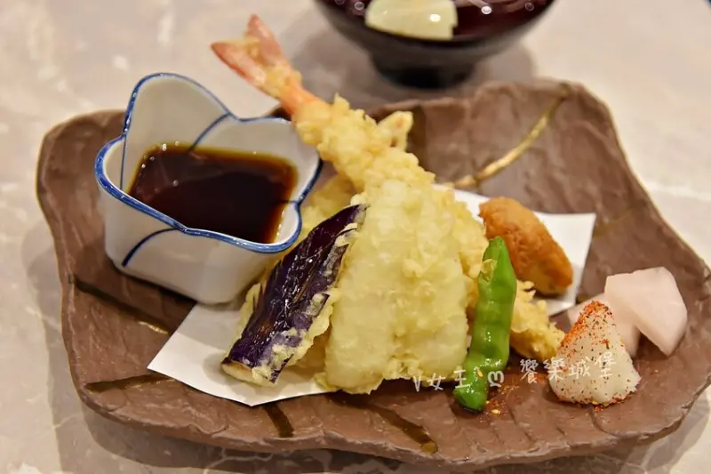 光り鮨割烹日本料理 ll 以匠心工藝打造每一道美味，融合東西