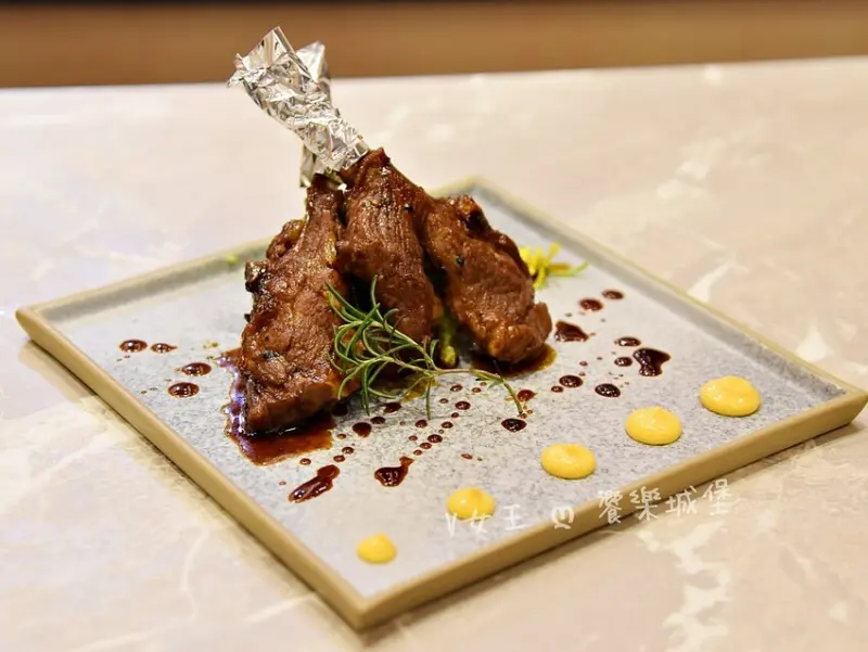 光り鮨割烹日本料理 ll 以匠心工藝打造每一道美味，融合東西