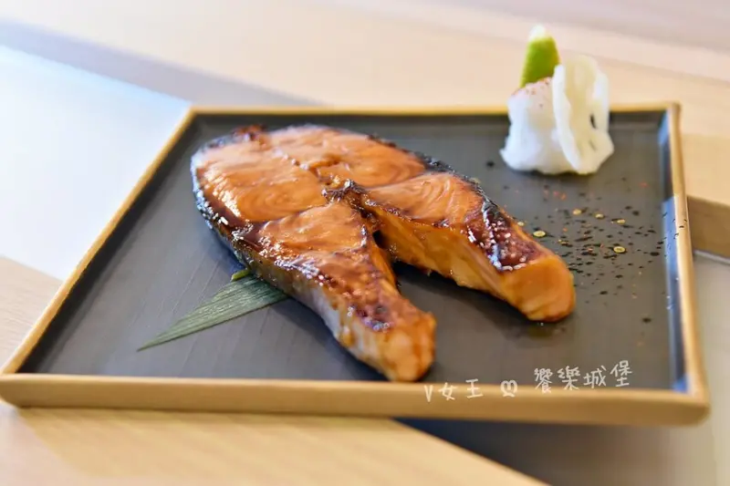 光り鮨割烹日本料理 ll 以匠心工藝打造每一道美味，融合東西