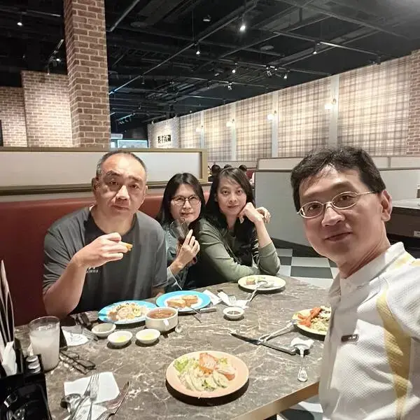 桃園中壢橫濱牛排~