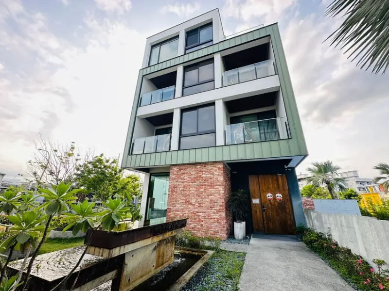 【寗夏時光】宜蘭冬山超人氣親子民宿｜電動車、戲水池、遊戲區一