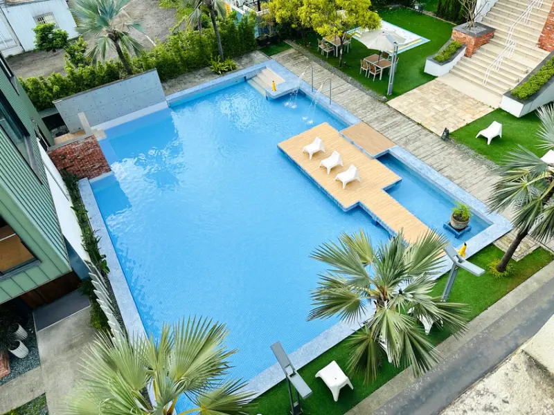 【寗夏時光】宜蘭冬山超人氣親子民宿｜電動車、戲水池、遊戲區一