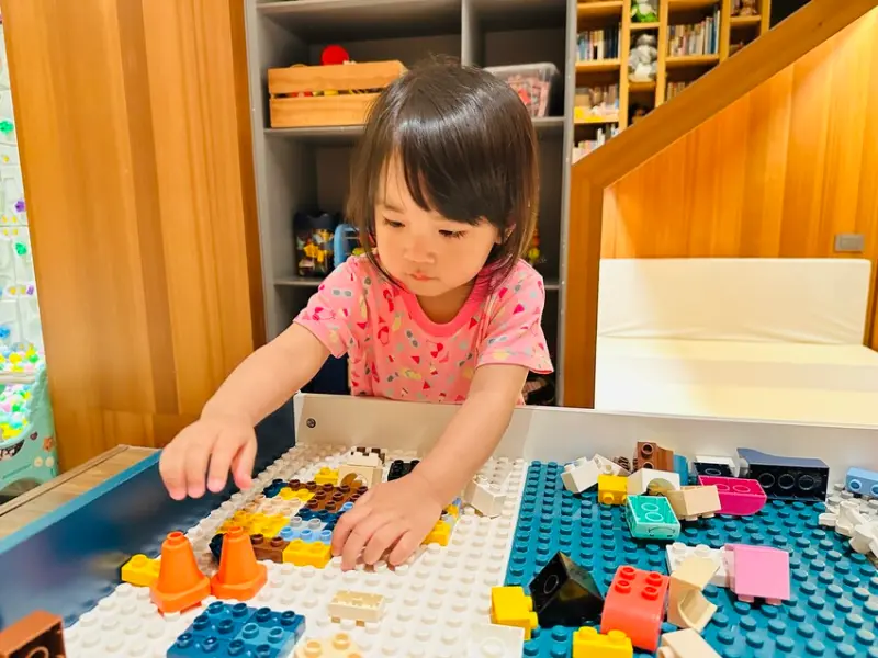 【寗夏時光】宜蘭冬山超人氣親子民宿｜電動車、戲水池、遊戲區一