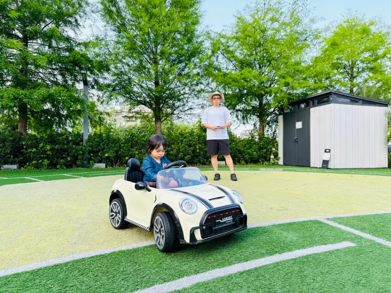 【寗夏時光】宜蘭冬山超人氣親子民宿｜電動車、戲水池、遊戲區一