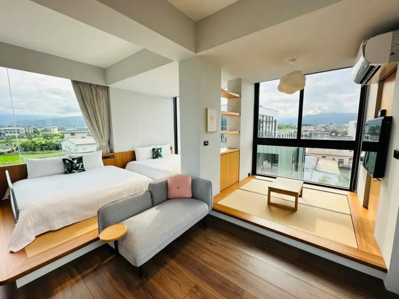 【寗夏時光】宜蘭冬山超人氣親子民宿｜電動車、戲水池、遊戲區一